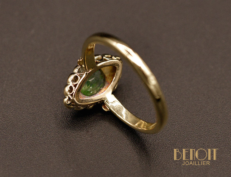 Bague Marquise Emeraude et Diamants