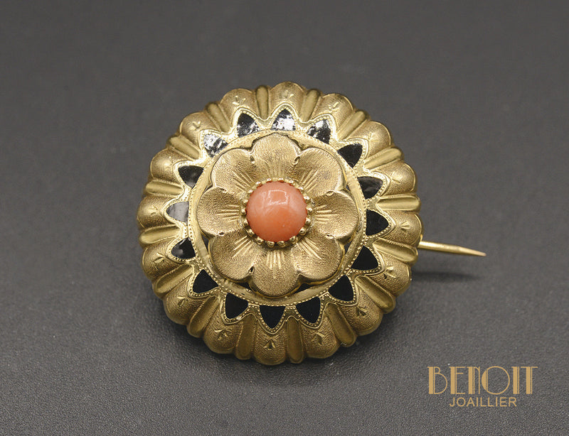 Broche ronde Ancienne Or Jaune et Corail