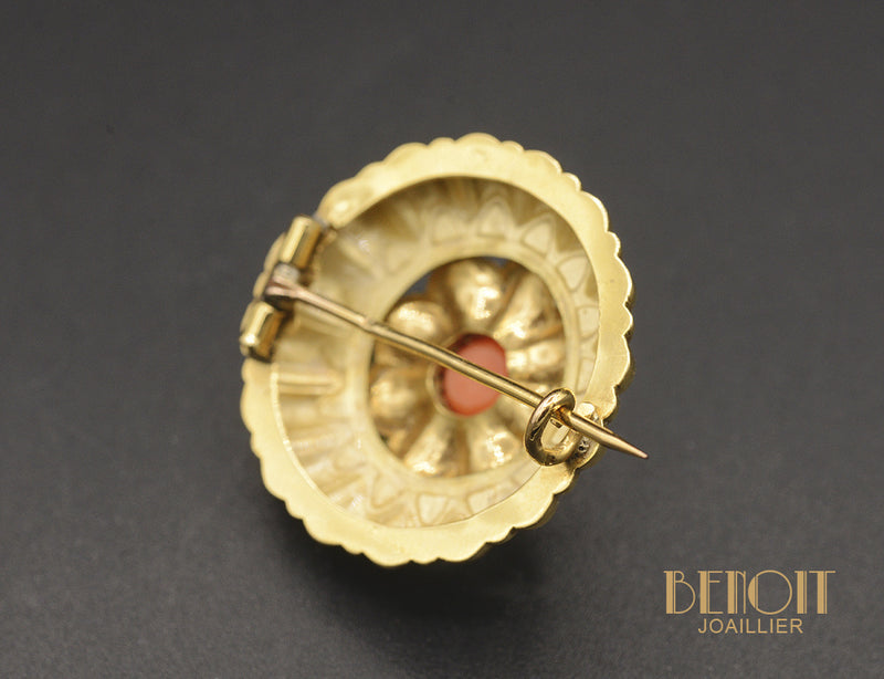 Broche ronde Ancienne Or Jaune et Corail