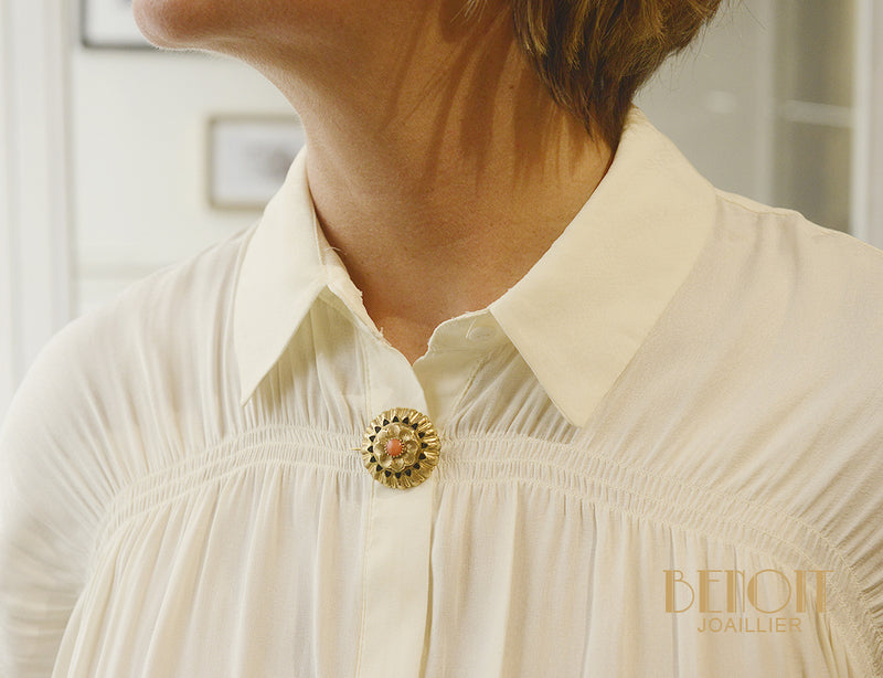 Broche ronde Ancienne Or Jaune et Corail