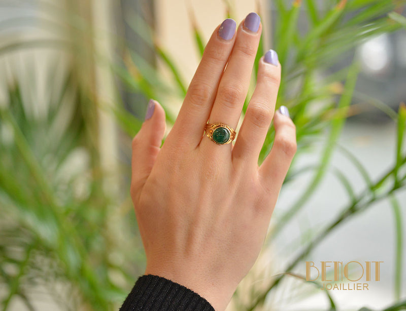 Bague Cabochon Emeraude