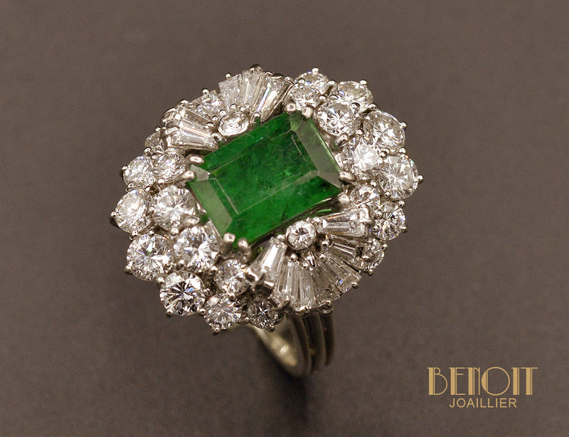 Bague Cocktail Emeraude et Diamants