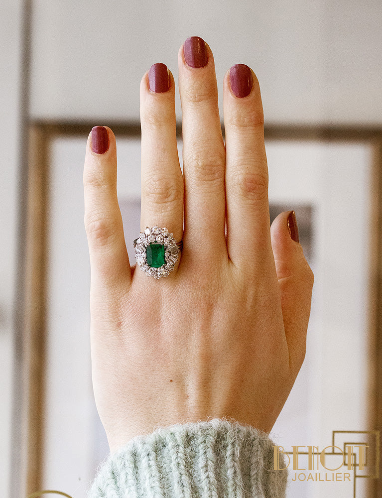 Bague Cocktail Emeraude et Diamants