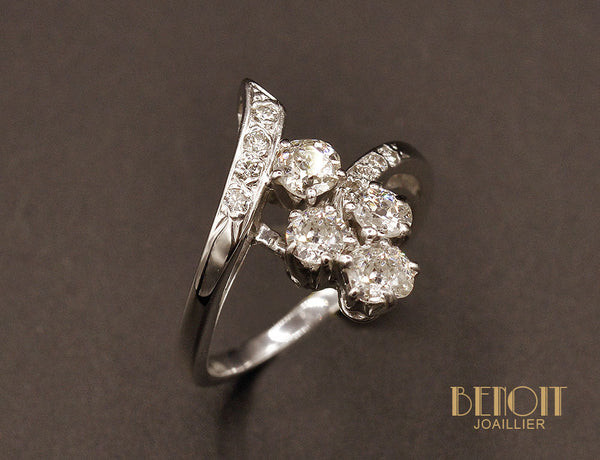 Bague Asymétrique Or Blanc et Diamants