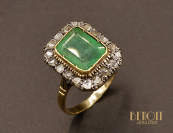 Bague Emeraude entourage Diamants Taille Rose