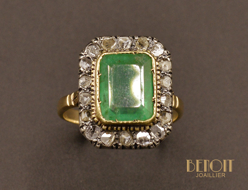 Bague Emeraude entourage Diamants Taille Rose
