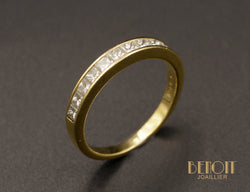 Demi-Alliance en Or Jaune et Diamants Princesse