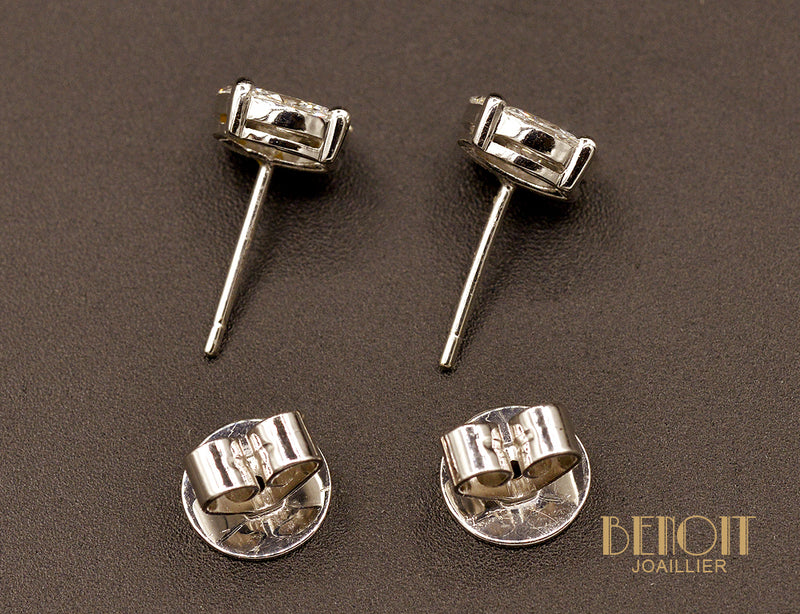 Puces d'Oreilles Diamants