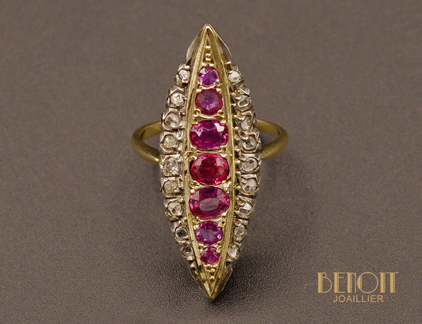 Bague Marquise Rubis