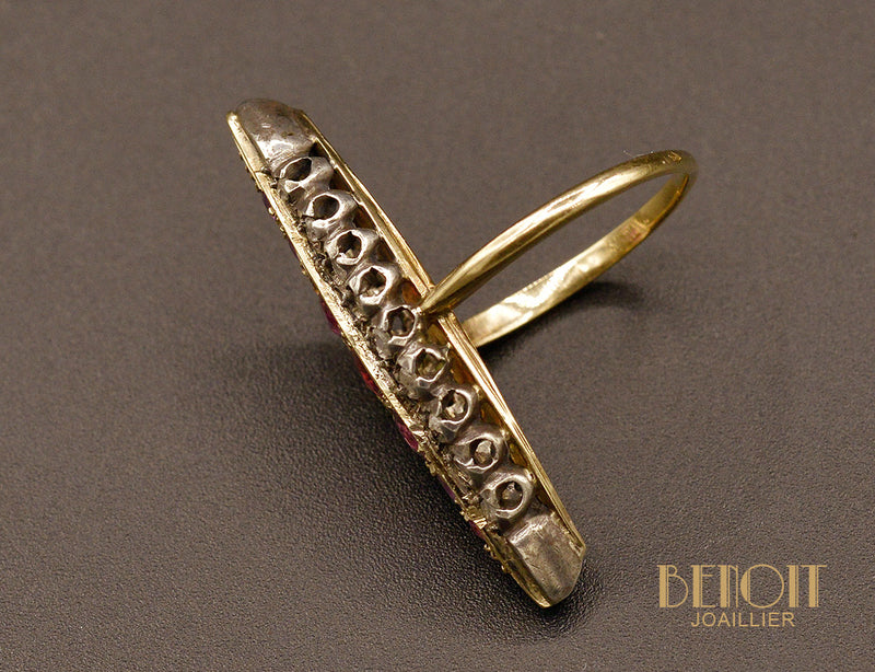 Bague Marquise Rubis