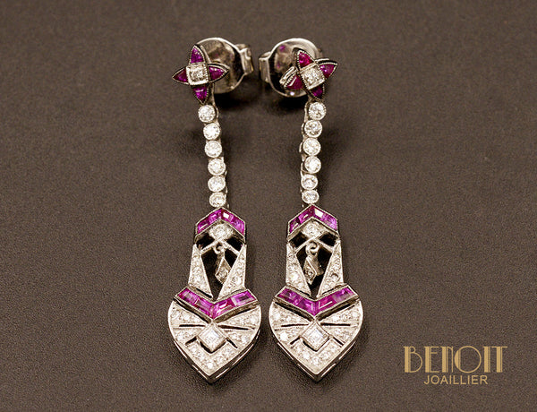 Paire de Boucles d'Oreilles Art Déco