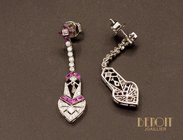 Paire de Boucles d'Oreilles Art Déco