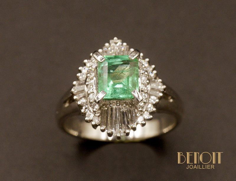 Bague Cocktail Émeraude et Diamants