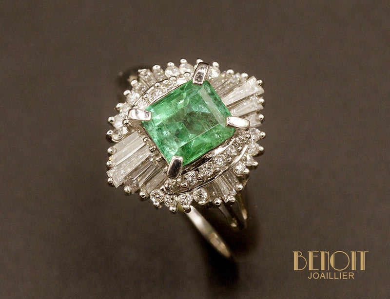 Bague Cocktail Émeraude et Diamants
