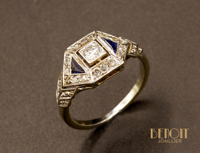 Bague Art Déco Diamants et Saphirs