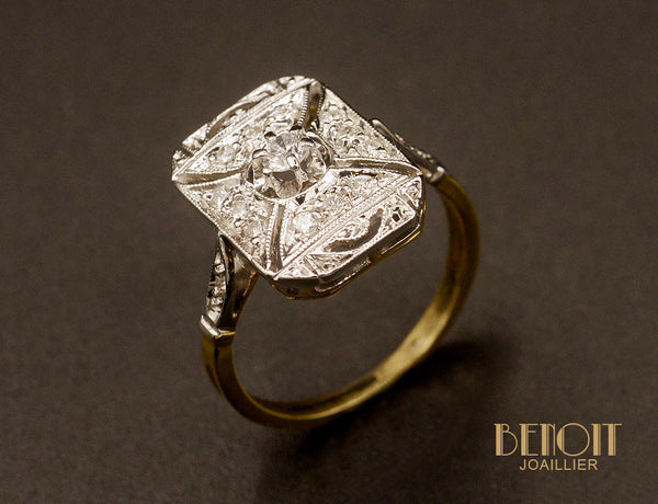 Bague Art Déco plateau rectangle