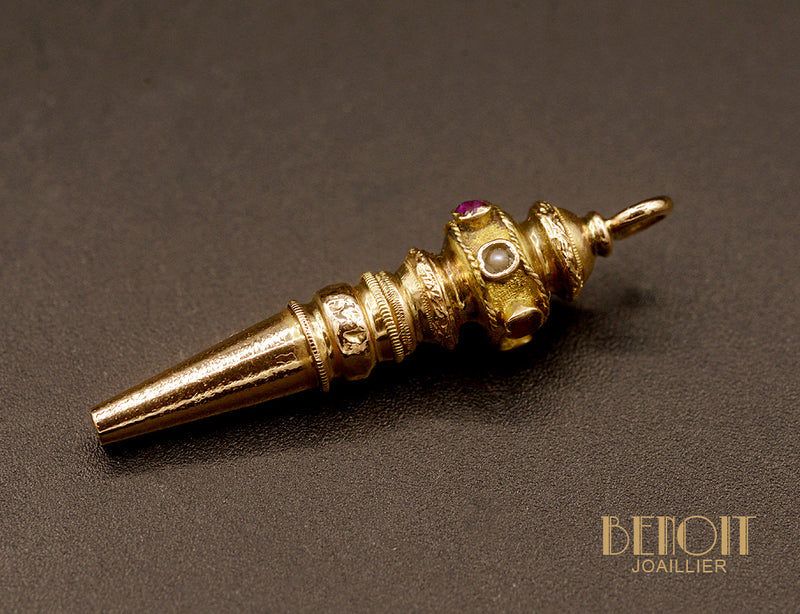 Pendentif "Les Recylés" Remontoir XIXe siècle