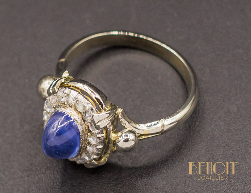 Bague Saphir Cabochon Art Déco Moderniste