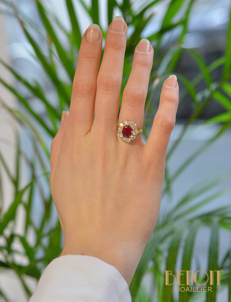Bague pompadour top rubis