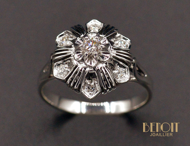 Bague Art Déco Diamants et Or Blanc