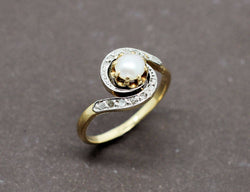 Bague Tourbillon Perle Diamants