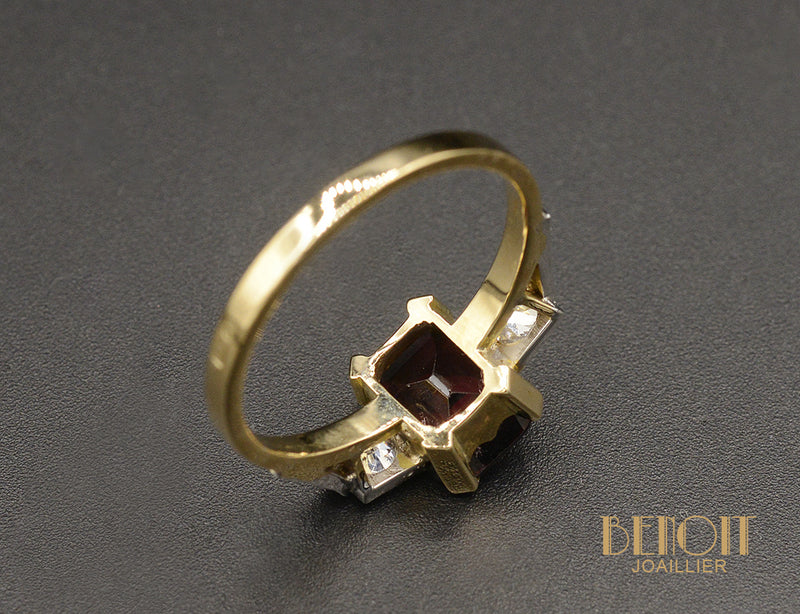 Bague Art Déco Rectangle Grenat et Diamants
