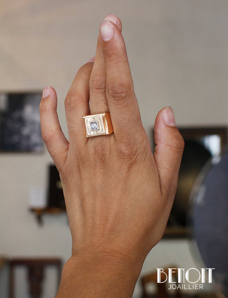 Chevalière Carrée Or Jaune Diamant