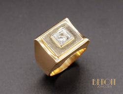 Chevalière Carrée Or Jaune Diamant