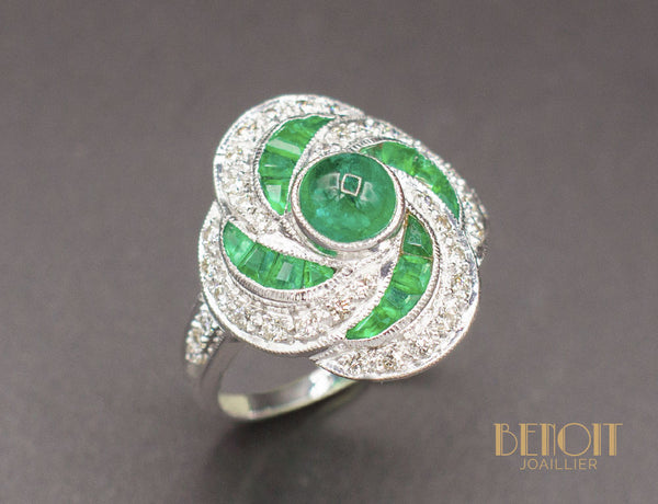Bague Art Déco Emeraudes Diamants
