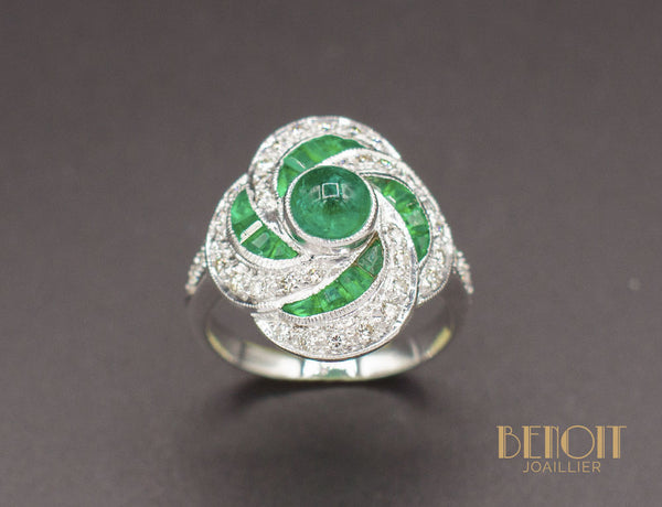 Bague Art Déco Emeraudes Diamants