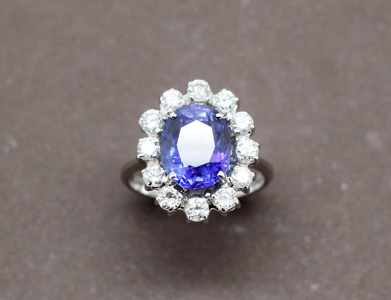 Bague Saphir Entourage Diamants