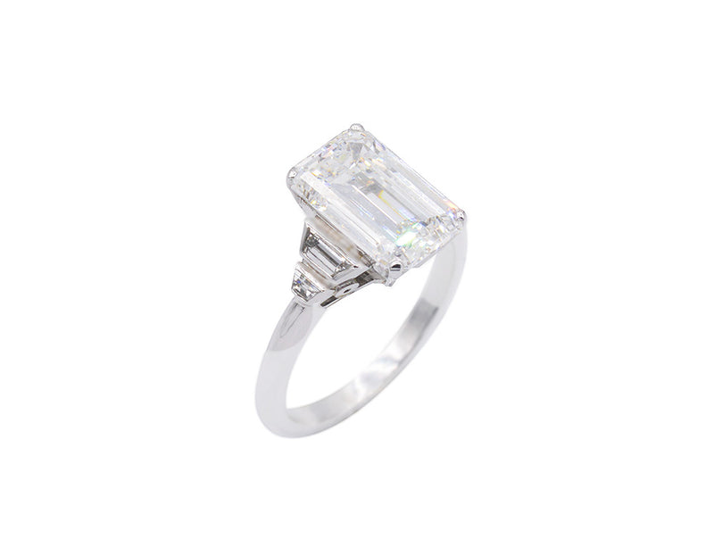 Solitaire Création Benoît Joaillier "Taille Émeraude" Diamant 4,03 carat F-VS2