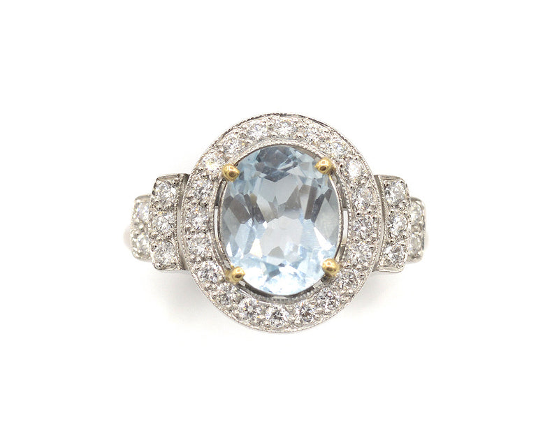 Bague Création Benoit Joaillier "Aigue Marine Entourage Diamants"
