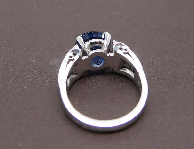 Bague Création Benoit Joaillier Saphir et Diamants