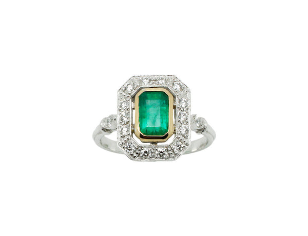 Bague Création Benoit Joaillier Plateau Émeraude