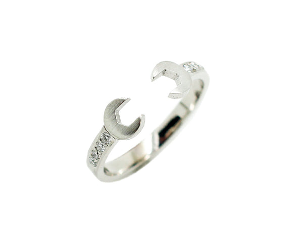 Bague Création Benoit Joaillier "Clé Anglaise" Diamants