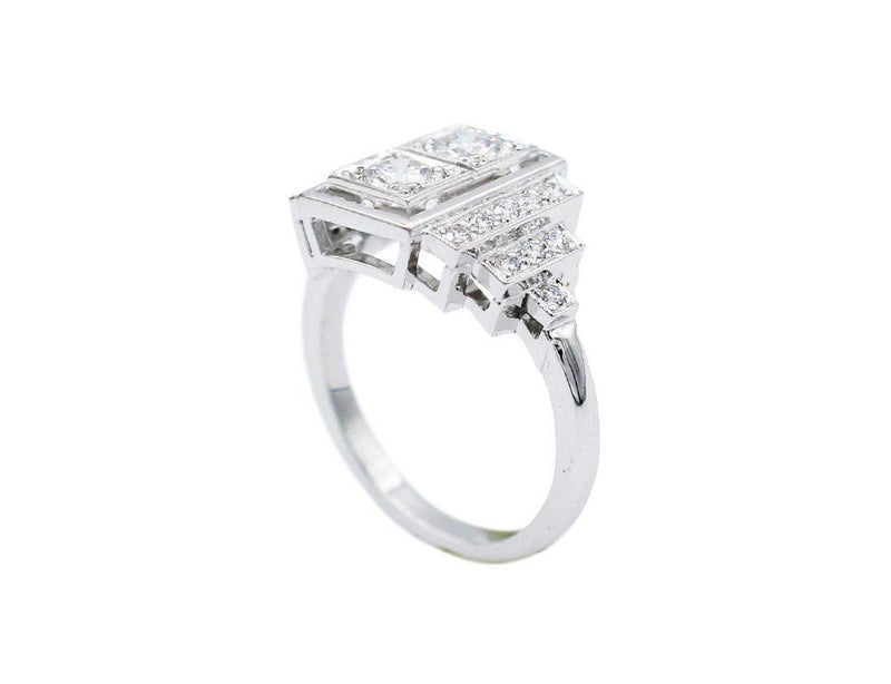 Bague Création Benoit Joaillier "Escaliers et Deux Diamants"