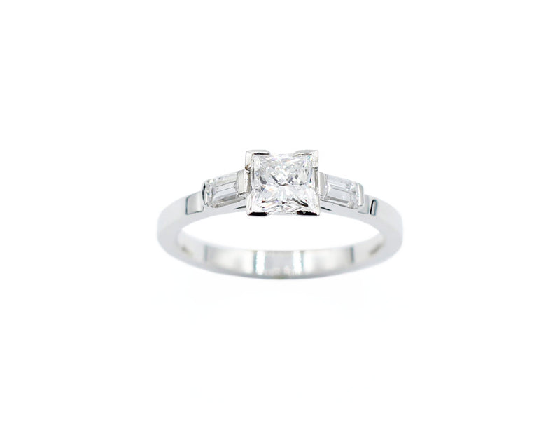 Bague Création Benoit Joaillier "Solitaire Princesse"