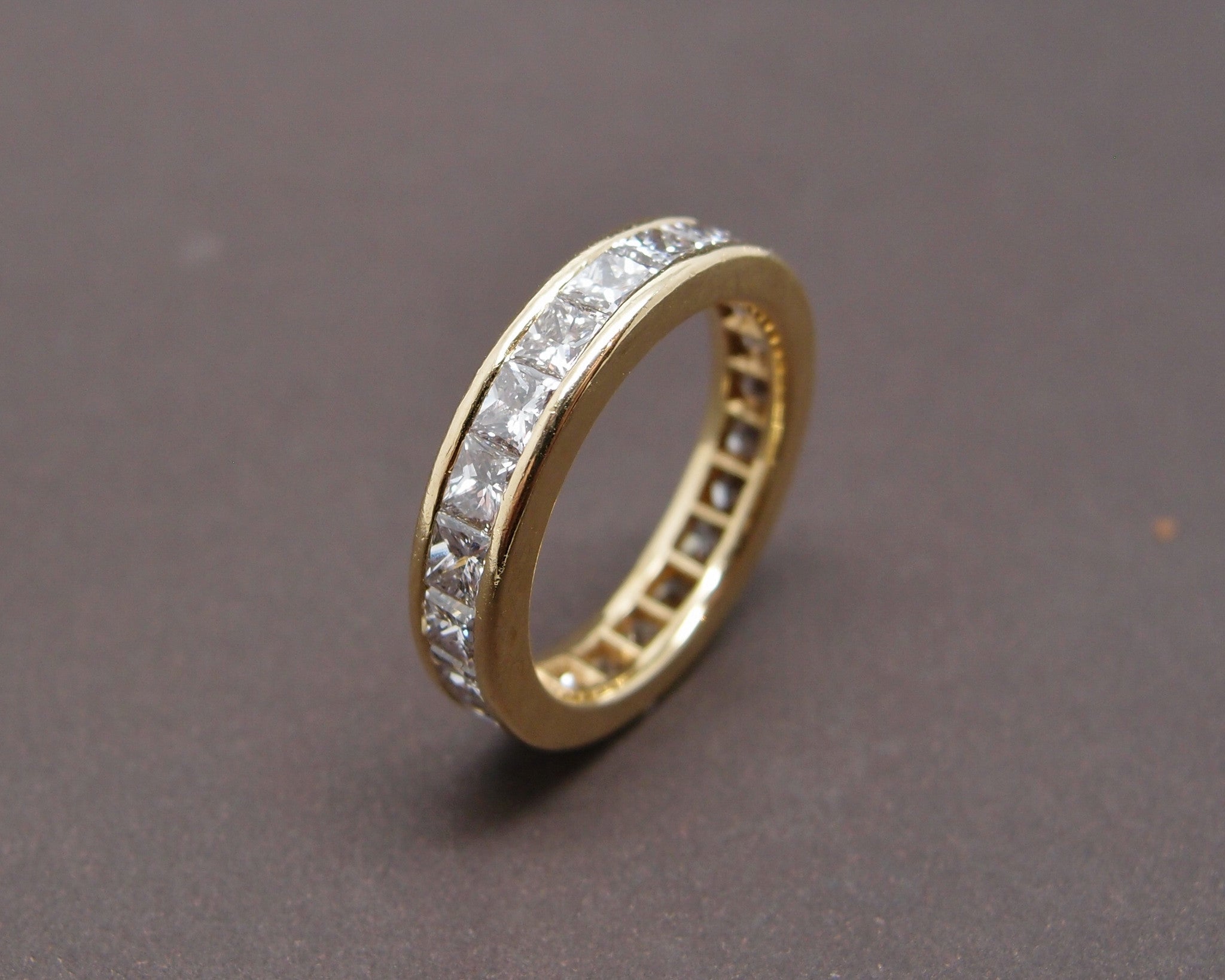 Alliance Diamants Princesse 4.41 Carats Or Jaune (taille 57) – Benoit
