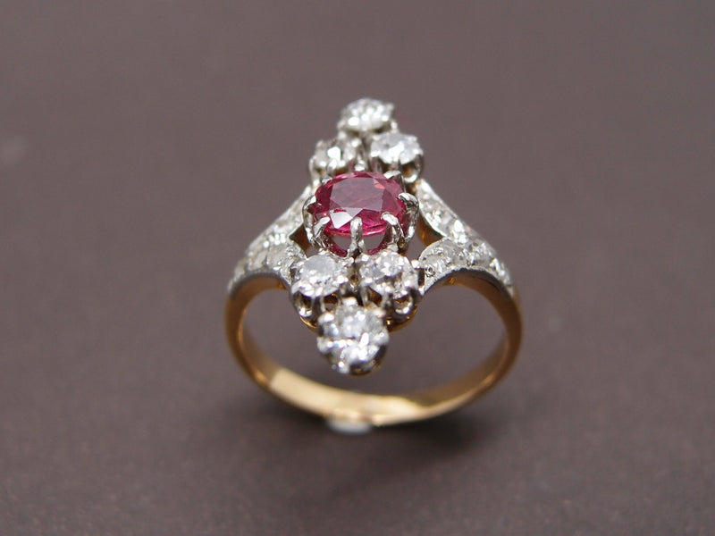 bague 1900 rubis et diamants