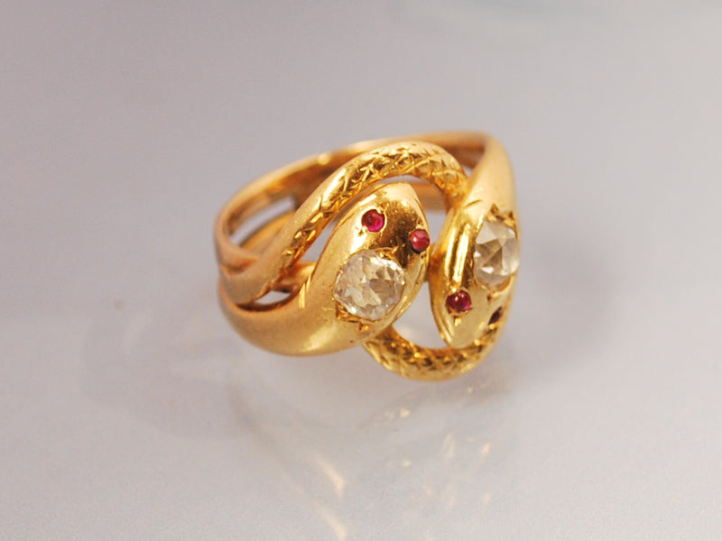 Bague 1900 serpent or jaune et diamant