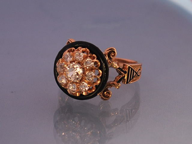 Bague 19e or diamants et Email