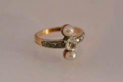 Bague Ancienne Diamants et Perles