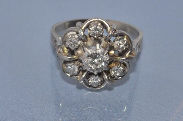 Bague ancienne diamants marguerite