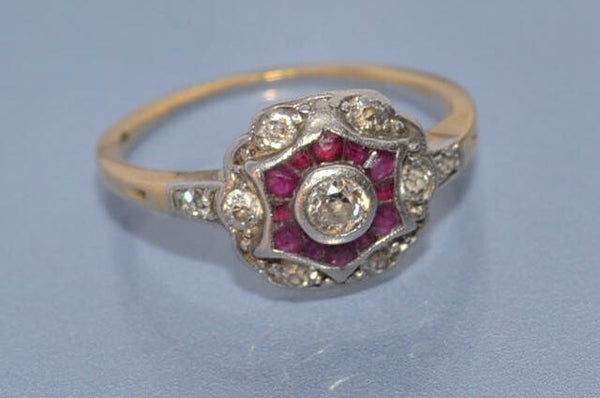 Bague ancienne diamants rubis