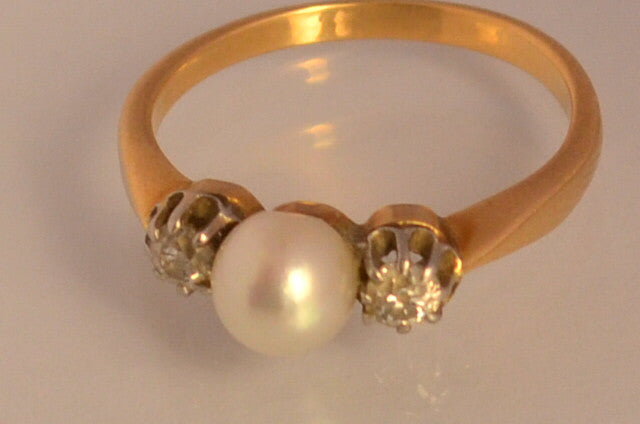 Bague ancienne perle diamant or 18 k et platine