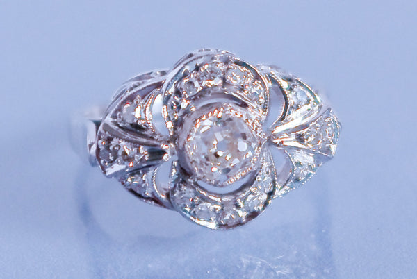 Bague Art déco diamant