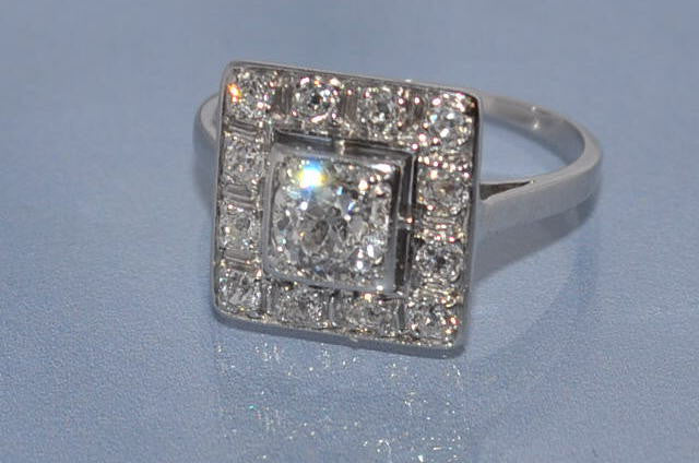 Bague art déco diamants et platine