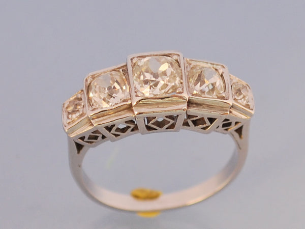Bague art déco diamants et platine