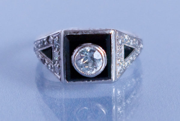 Bague Art déco onyx diamant et platine